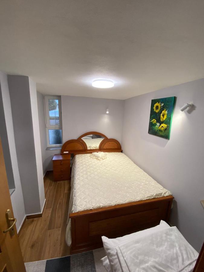 B & B Πόγραδετς Εξωτερικό φωτογραφία